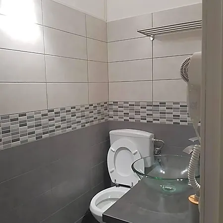 Bed & Breakfast One Naples