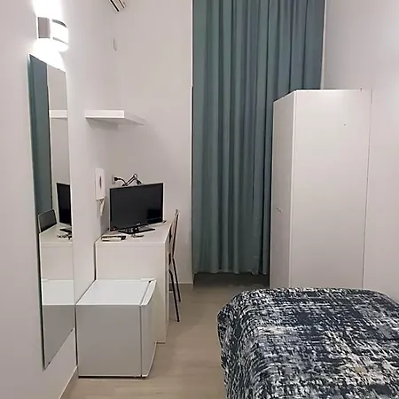 One 4* Napels