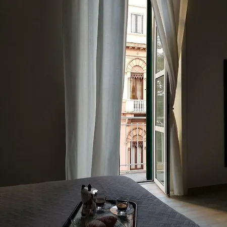 One Bed and breakfast 4*